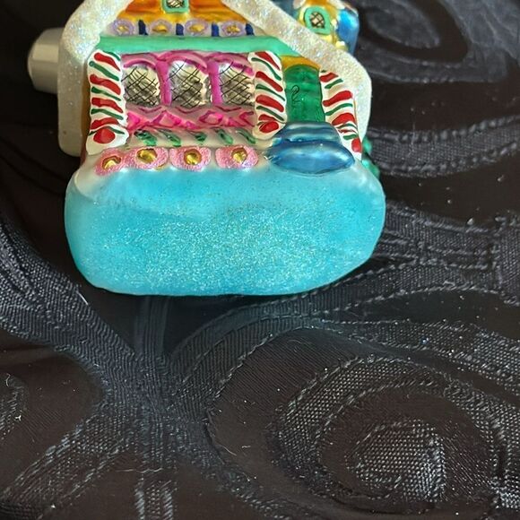 Christopher Radko Petite Gingerbread Chapel 3" 1999 Christmas Ornament! - Picture 10 of 10